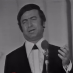 وَحَيثُ يَكونُ في الدُنيا وَفاءٌ … هُنالِكَ إِن تَسَل عَنّي تَجِدني | صباح فخري