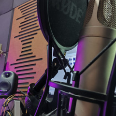 Locução pra loja voz feminina