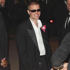 444OUR  - CALVIN KLEIN PROD MOUSTAFAX2