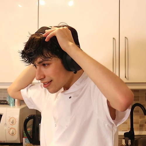 Uhh (Sped up + reverb)