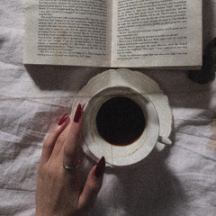 من جمالك اصبحت ثمانيه 🔖🤎.