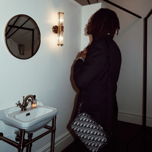 benjiiitg - Jeff Bezos/RunMeMyRacks (J2O)