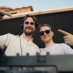 R1 Crossfade 005 | Afro House & Deep House Sundowner Set by Wetzi & Pablito