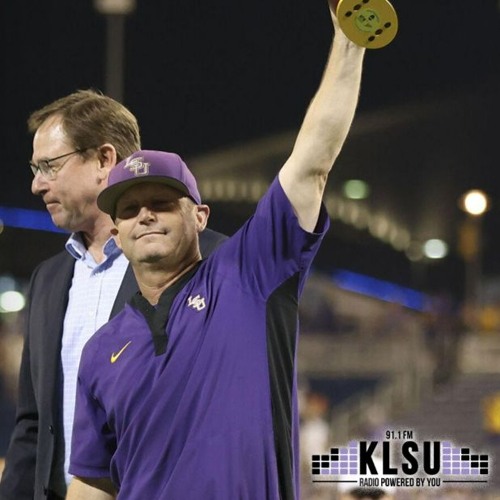 JAY JOHNSON STOPS BY THE KLSU STUDIO FOR AN EXCLUSIVE INTERVIEW!