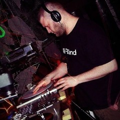 John Rowe - Guest Mix For Frequency Device 2013?(Fnoob Techno Radio Archive))