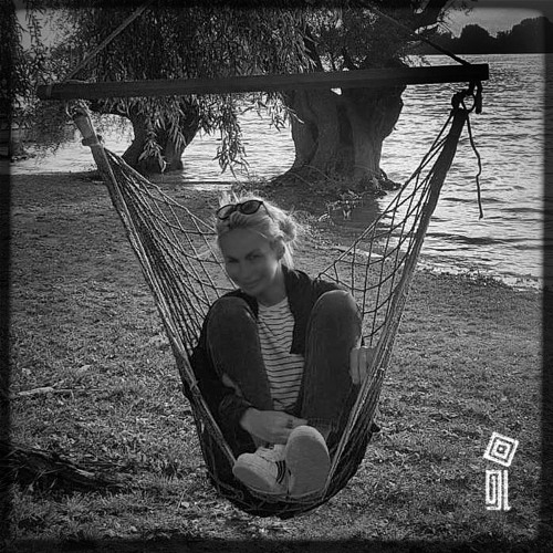 RADIO.D59B / COSMIC CAROUSEL #8 w/ Nevena Stankovic