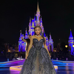 Halle Bailey - Can you feel the love tonight (Disney World 50th Anniversary Live)