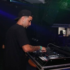 HOJE EM MARICÁ TEM CHUVA DE LANÇA - MATHEUS BRUNO (  DJ CL DE MARICÁ } )