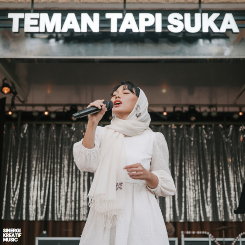 Teman Tapi Suka