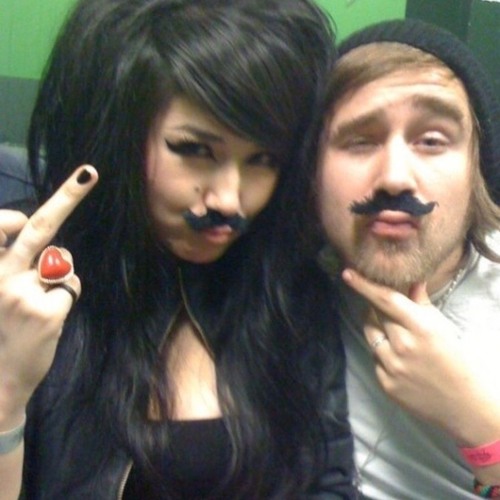 2009 - Brokencyde Feat Millionaire$