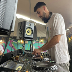 LANDA UKG MIX (ig: jameslandafont)