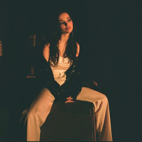 Boyfriend-Dove Cameron (Nightcore)