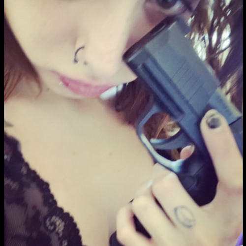 im addicted to coke and i lose my mind when i dont have a pint of fireball - DANKGIRL (re upload)