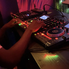 DJ ESSIEN RANDOM SOCA JUGGLING