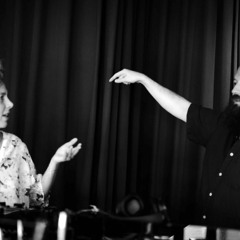 RADIO.D59B / LAURA FIORE & KENNETH SCOTT