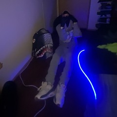 Molly & X (Feat. Paxton)