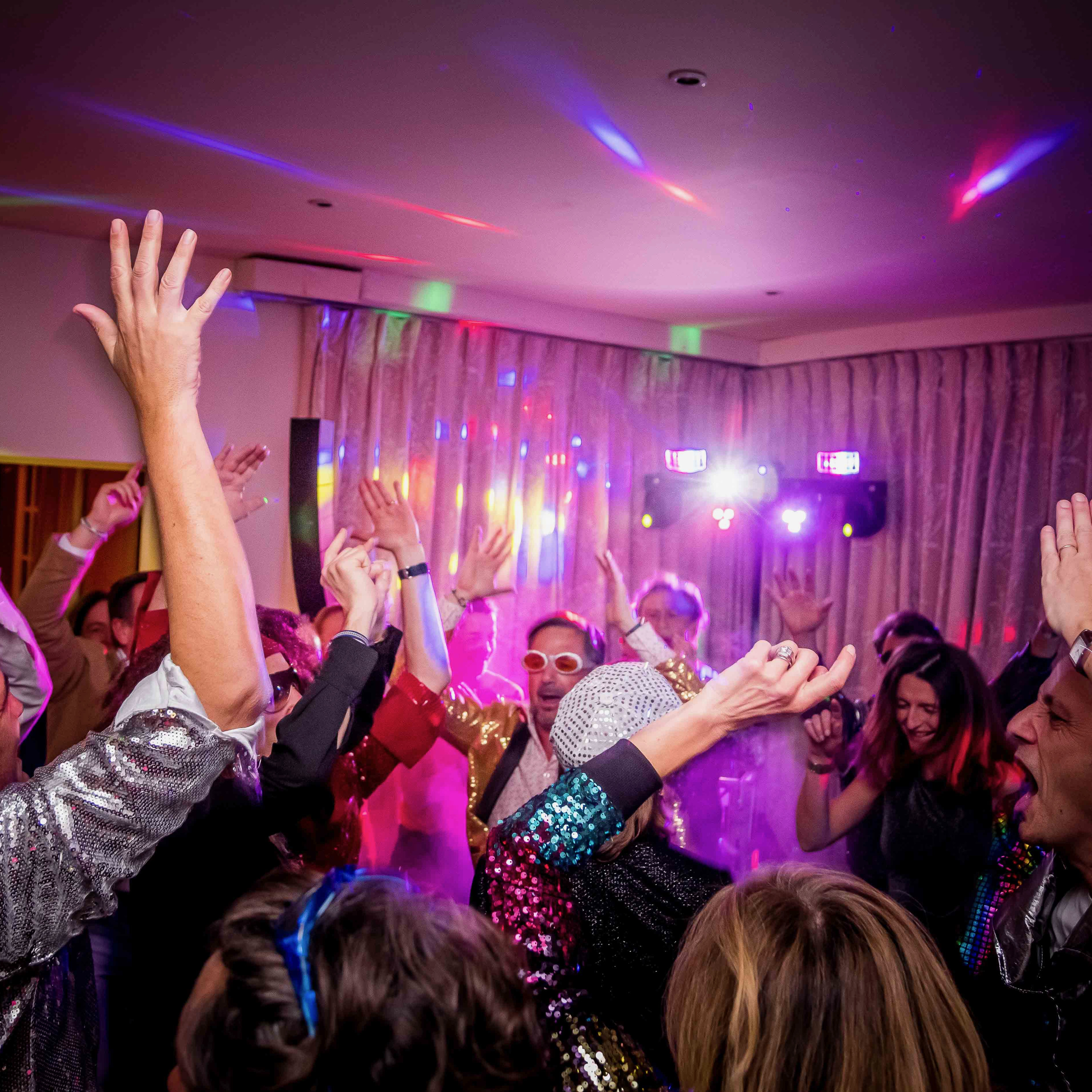 Dancefloor, Warm ups & Cocktails !