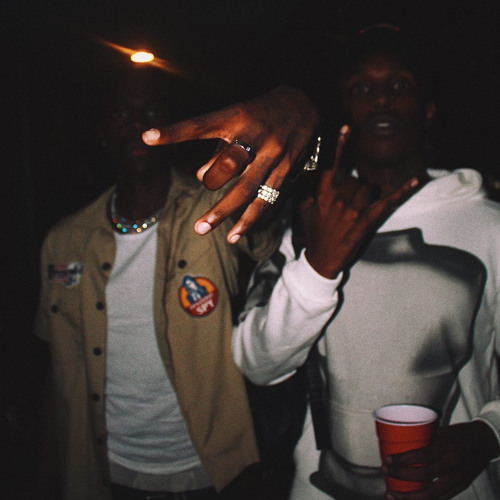 Yung Bans - Rocket                                                 ☆iHateROCKET Exclusive☆