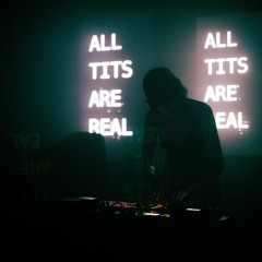 LYL w/Peachlyfe & Tomás Urquieta