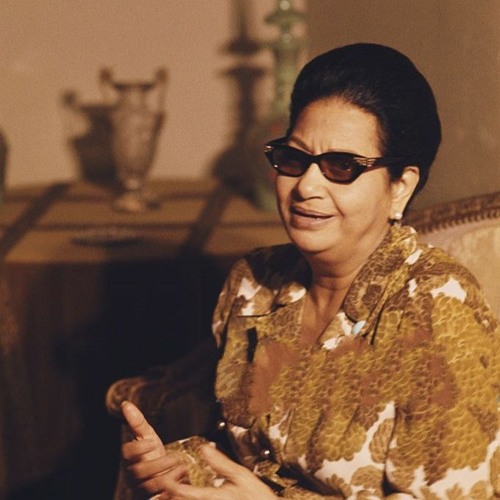 أم كلثوم - (طقطوقة) القطن فتّح ... عام ١٩٤٢م