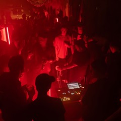 KOMINN AFTUR - AKKTIV DUB