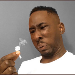 it’s DJ E .... TF 🌚