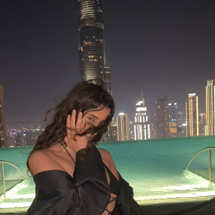 2geeked - 1am in Dubai (yunglanny) [gloeypyo]