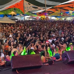 A NOVINHA LINDA QUE MORA AQUI NO LADO, VEM E BROTA AQUI NA BASE [[ DJ RAMOM ]] BEAT HUHU