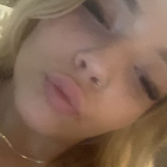 bad bitch ft. na1e (prod.cloudymorning)