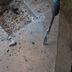 082225stickin1
