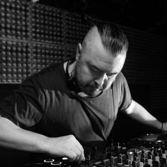 Hernan Paredes - Live Dj Set (Closing Party)