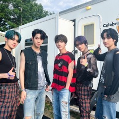 FROST LIVE - TXT (투모로우바이투게더)[Lollapalooza Chicago 2022]