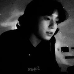 230304 Jungkook (정국) Singing 주문 (Mitotic) by TVXQ on Weverse Live Karaoke