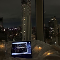 ماقول لك مشتاق ..