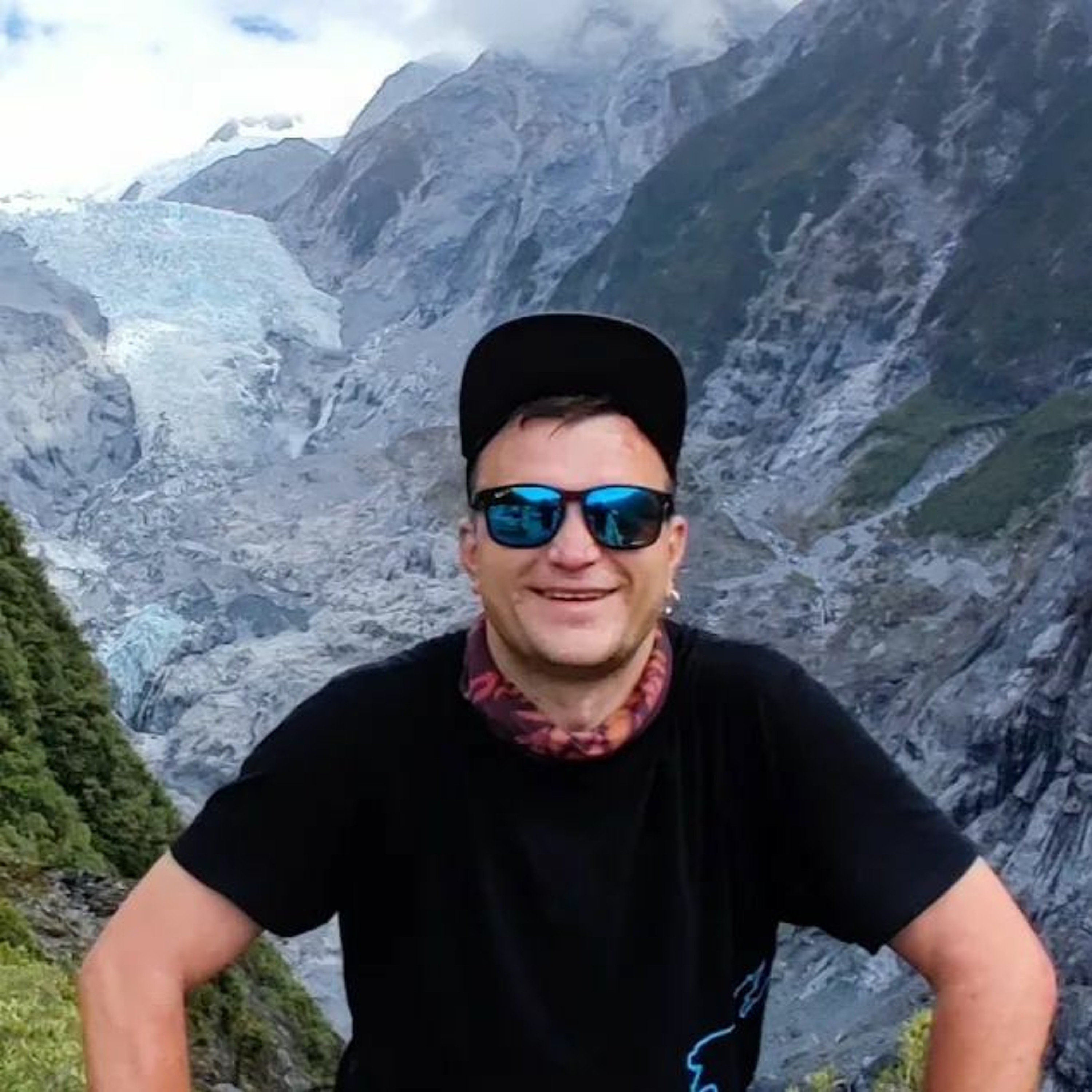 Аляксандр Гойшык: вандрую па свеце з ідэяй: любі сваё, але і чужое паважай episode artwork