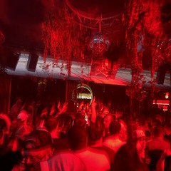 House Sh!tting