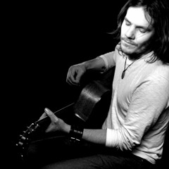 Step out of a moment - JASON LEE LOCKETT