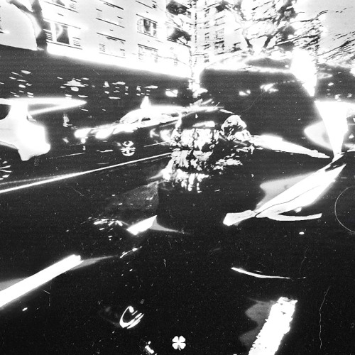 1eviani - Makatussin (skelli)