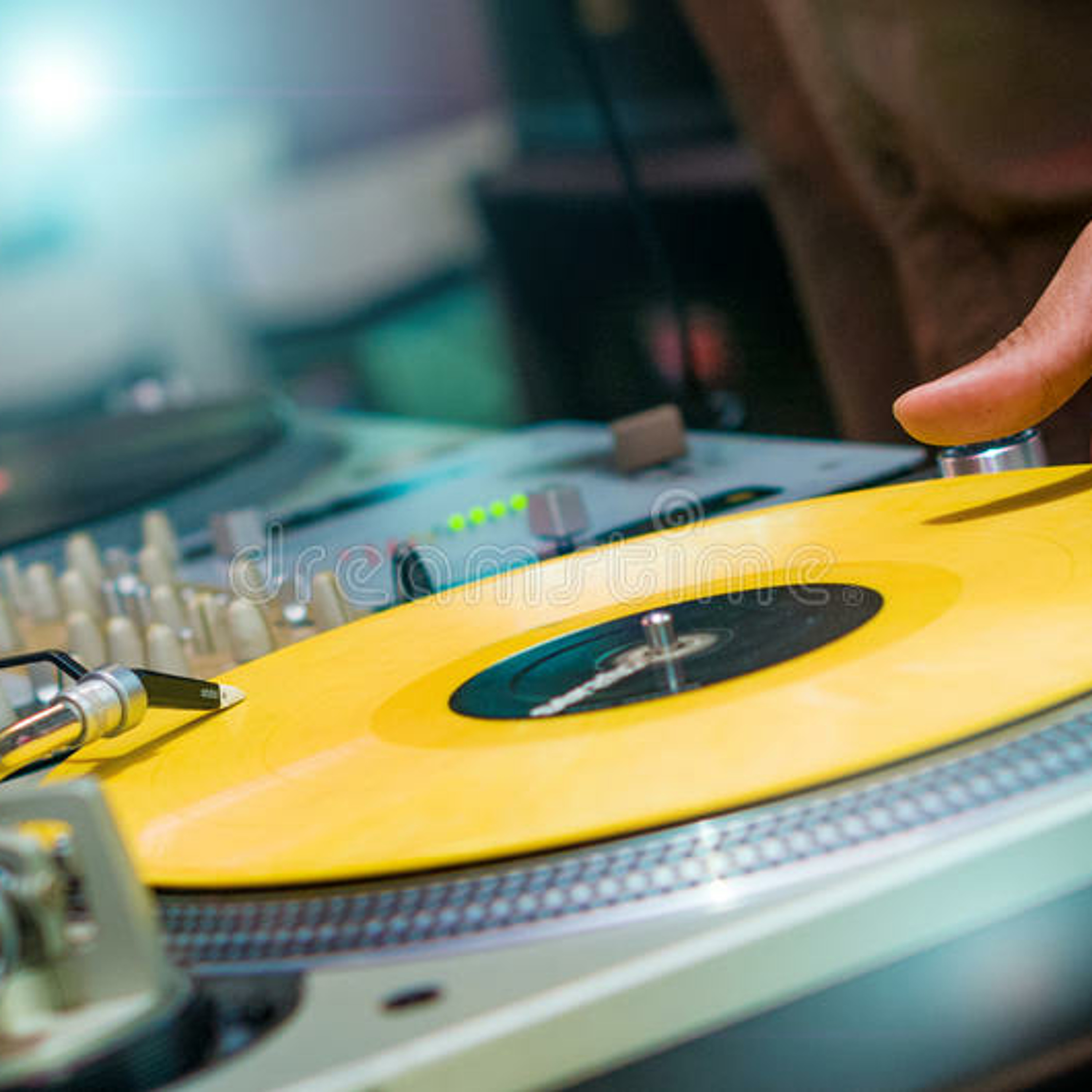 DJ Frankie Dee