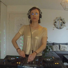RETRO TECHNO