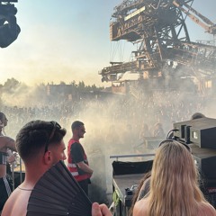 06/25 Techno / Trance