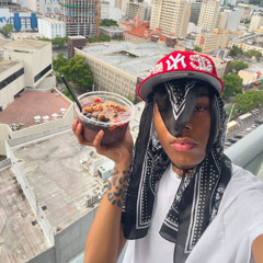 NIKOWOODYEAR - UCLA .! (Snippet)