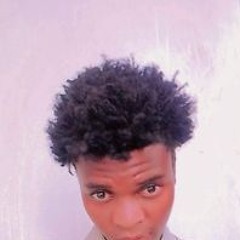 Hthinis Boyi   És Minha ( Miopia Music Label )