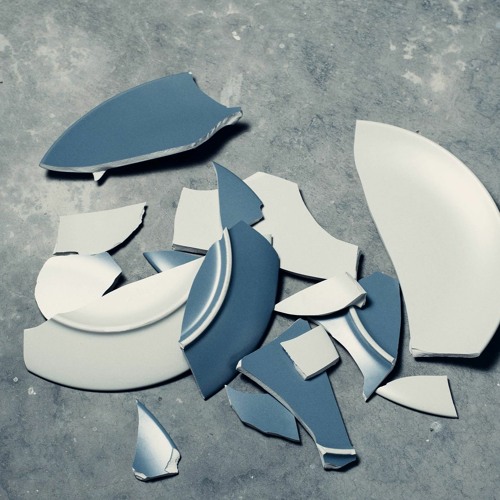 Broken Plate