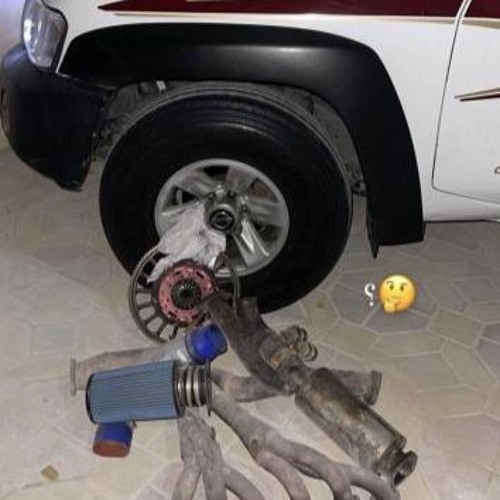 اسأل عني ميت عايش