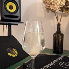 Smart on the Dancefloor: Hydration