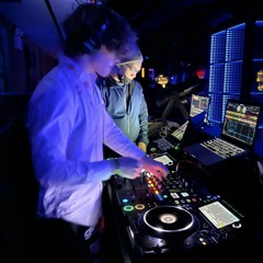 Groovin Mix 1