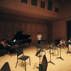 Hueco Mundo by Youshin Gim