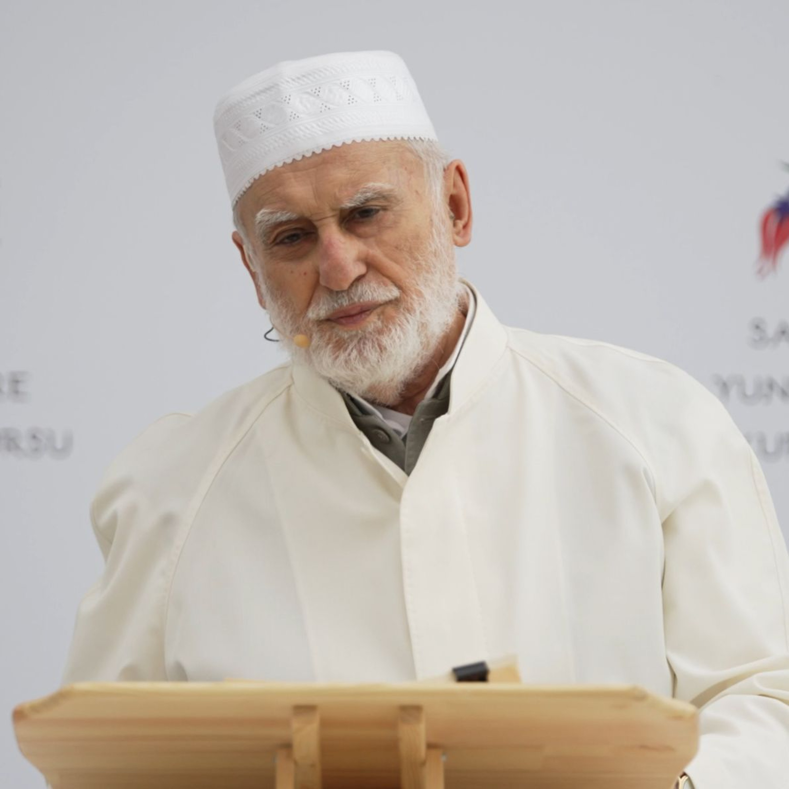 14 Haziran 2024 Sohbeti (Allah'ın Verdiği İmkanları Yine Allah Yolunda Sarf Etmek) Osman Nuri Topbaş