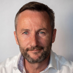 Conor Faughnan's Driving Life: Conor meets tech entrepreneur Bobby Healy